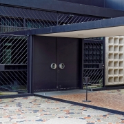 Moderne Welt (c) Annette Ulrich